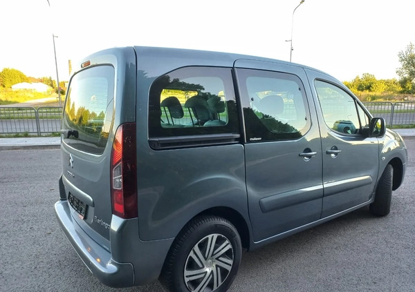 Citroen Berlingo cena 26900 przebieg: 220000, rok produkcji 2012 z Zamość małe 742